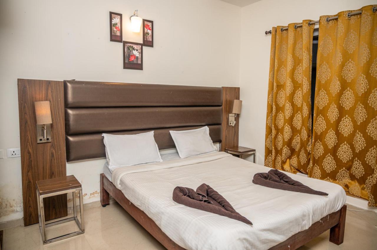 Ronnie'S Studio Apartment Arpora Ngoại thất bức ảnh