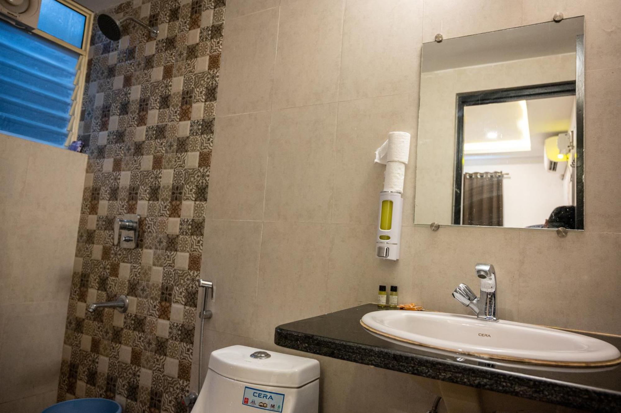 Ronnie'S Studio Apartment Arpora Ngoại thất bức ảnh